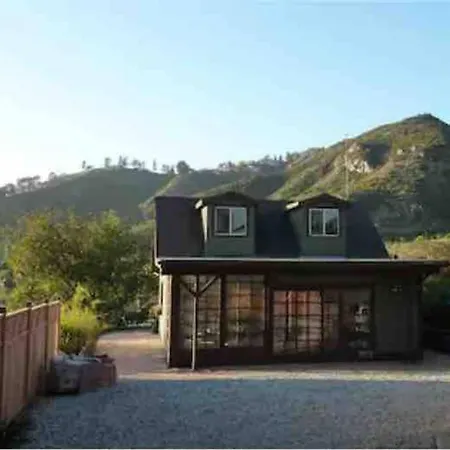 30 Pct Off!! Limited Time! Malibu Serene Cottage With King Bed, Near Beach & Hiking Trails & Central Malibu
